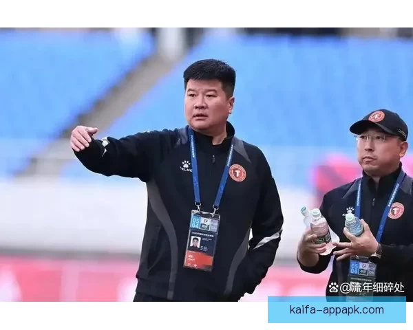 李金羽卸任辽宁铁人足球俱乐部总经理及一线队主教练职位 李金羽卸任辽宁铁人足球俱乐部总经理及一线队主教练职位